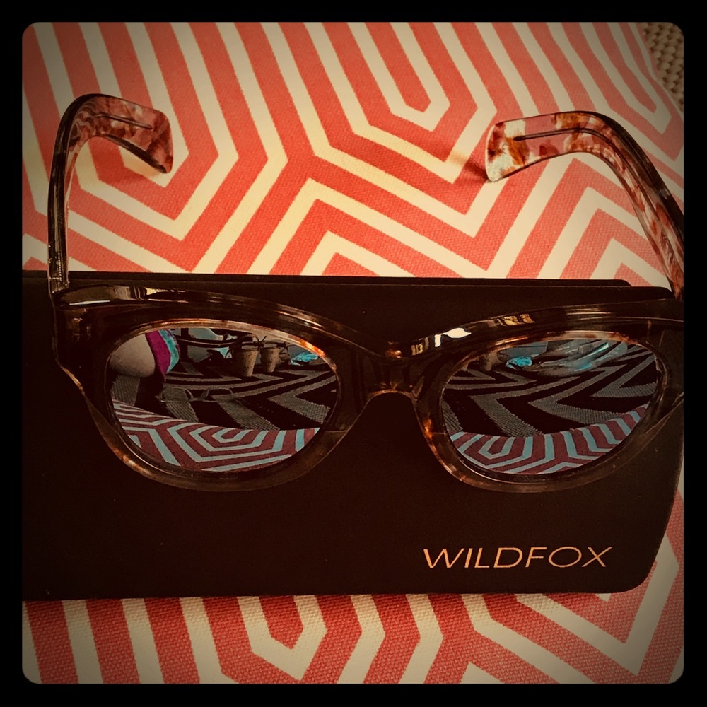 Wildfox smoky tortoise shell print sunglasses